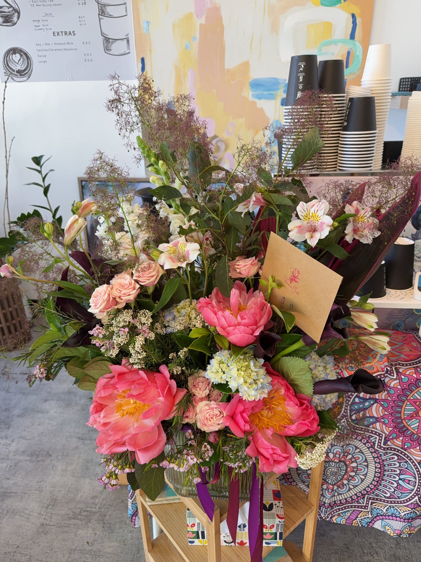 Serendipity Vase (seasonal limited)